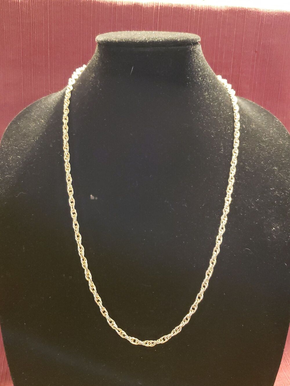 Vintage Unsigned Silver Colored Chain Links 27" Necklace, Interlocking Pieces